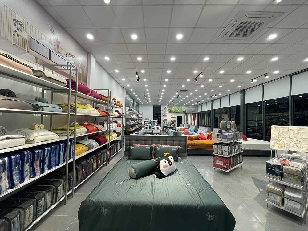 Bên trong Showroom Everon Phước Đồng - Nha Trang - Khánh Hòa