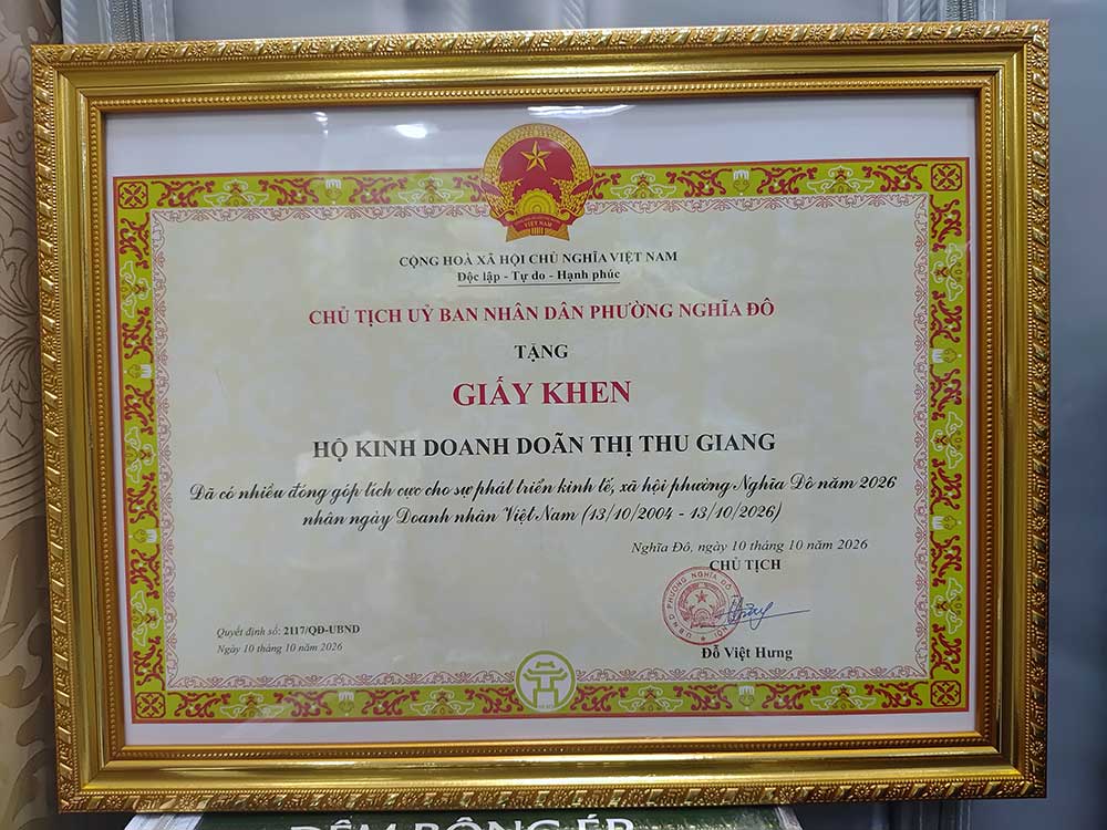 Giấy khen UBND Phường Nghĩa Đô trao tặng Hộ kinh doanh Doãn Thị Thu Giang - Everon 128 Nguyễn Khánh Toàn